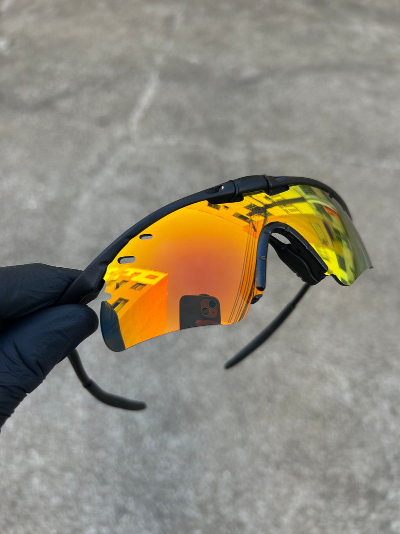 M Frame Carbon Fire