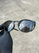 Latch All Black