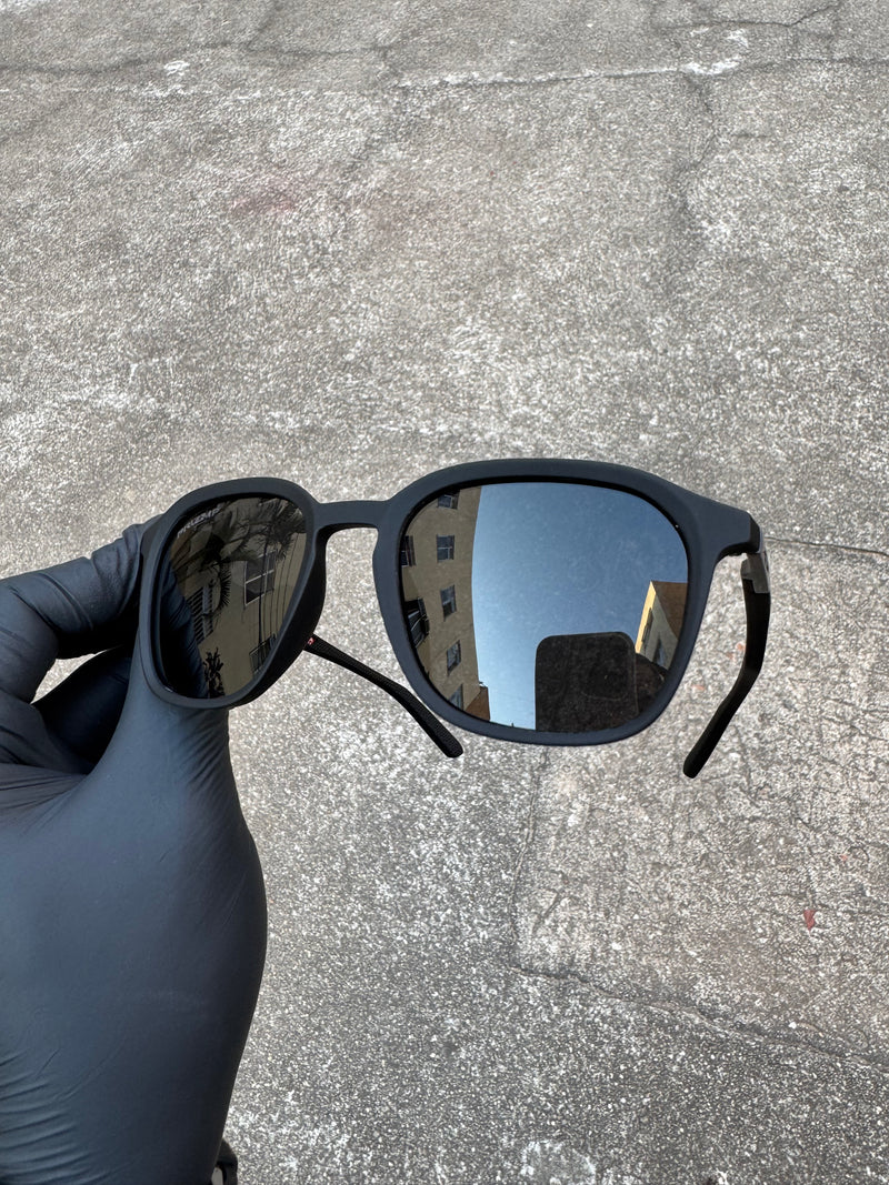 Thurso All Black