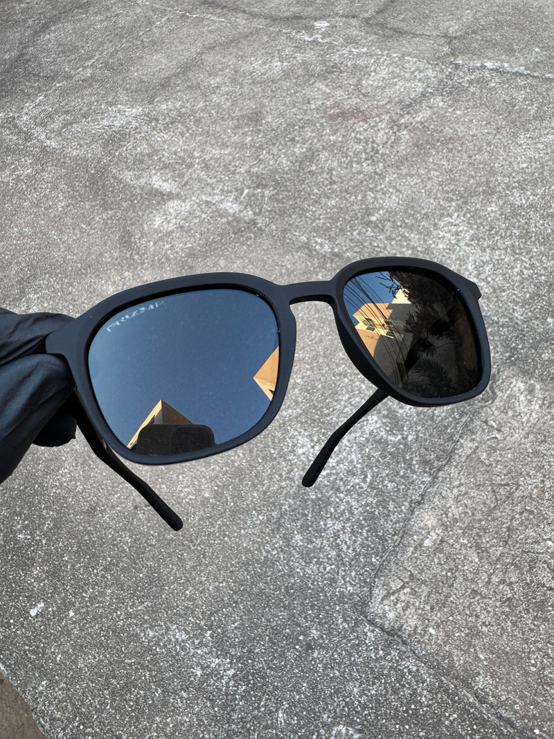 Thurso All Black