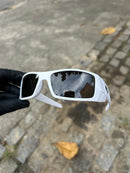 Gascan White Black