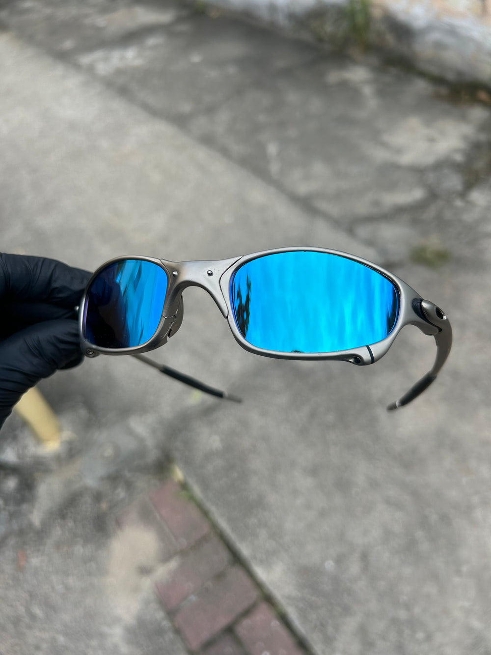 Óculos Oakley Juliet Plasma Ice Thug Óculos Oakley Juliet Plasma Ice Thug