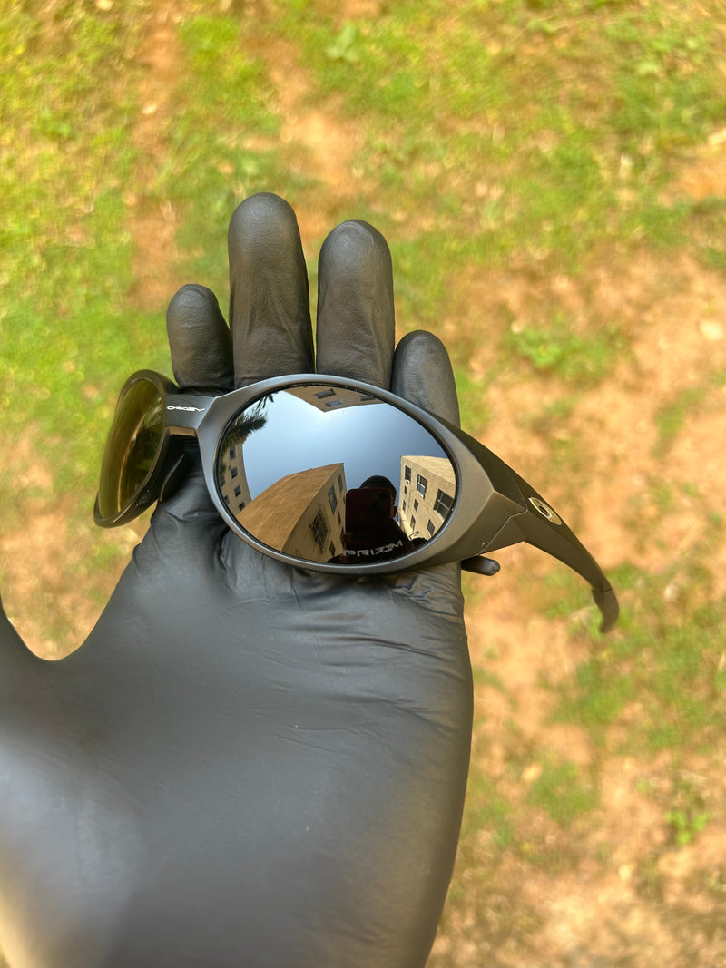 Eye Jacket All Black