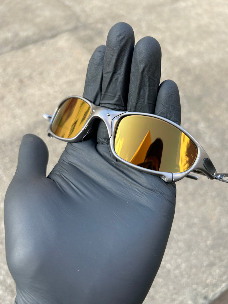 Juliet Carbon Polished Gold Café