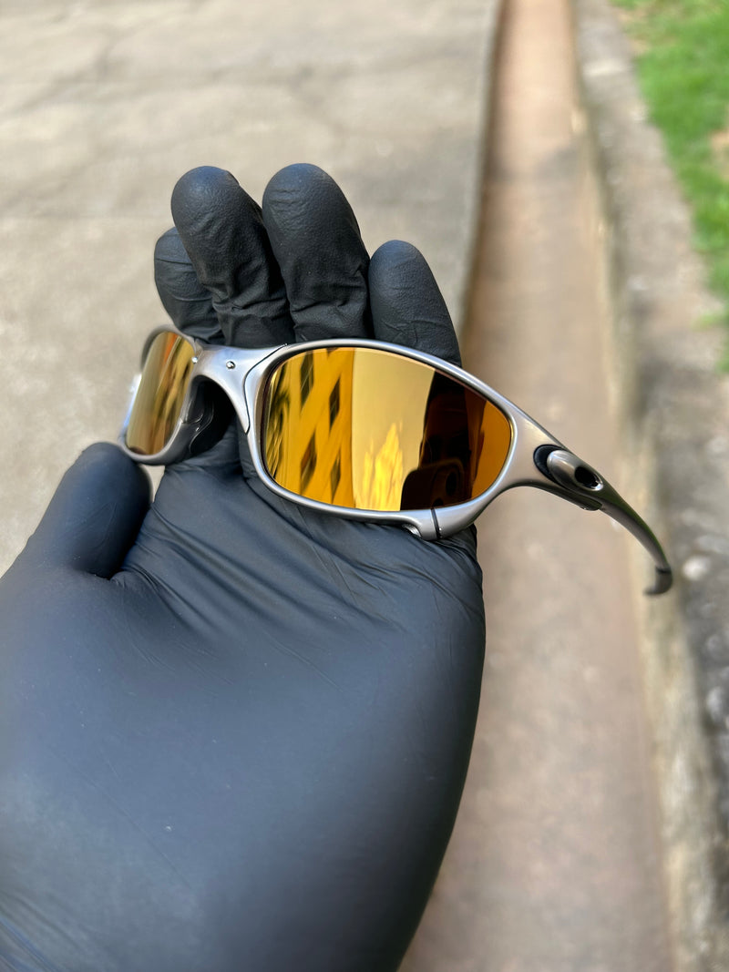 Juliet Carbon Polished Gold Café