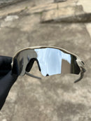 Radar Ev Piet Liquid Metal