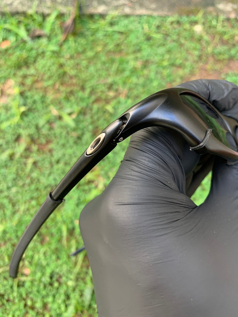 Mag Four S Carbon Black