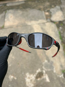 Juliet X-Metal Black c/ Kit Vermelho Ducati