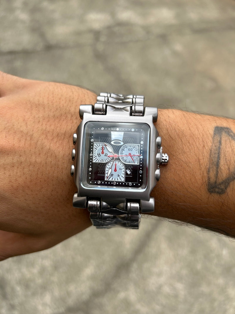 Minute Machine Black