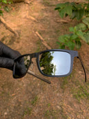 Holbrook Metal Black Liquid Metal