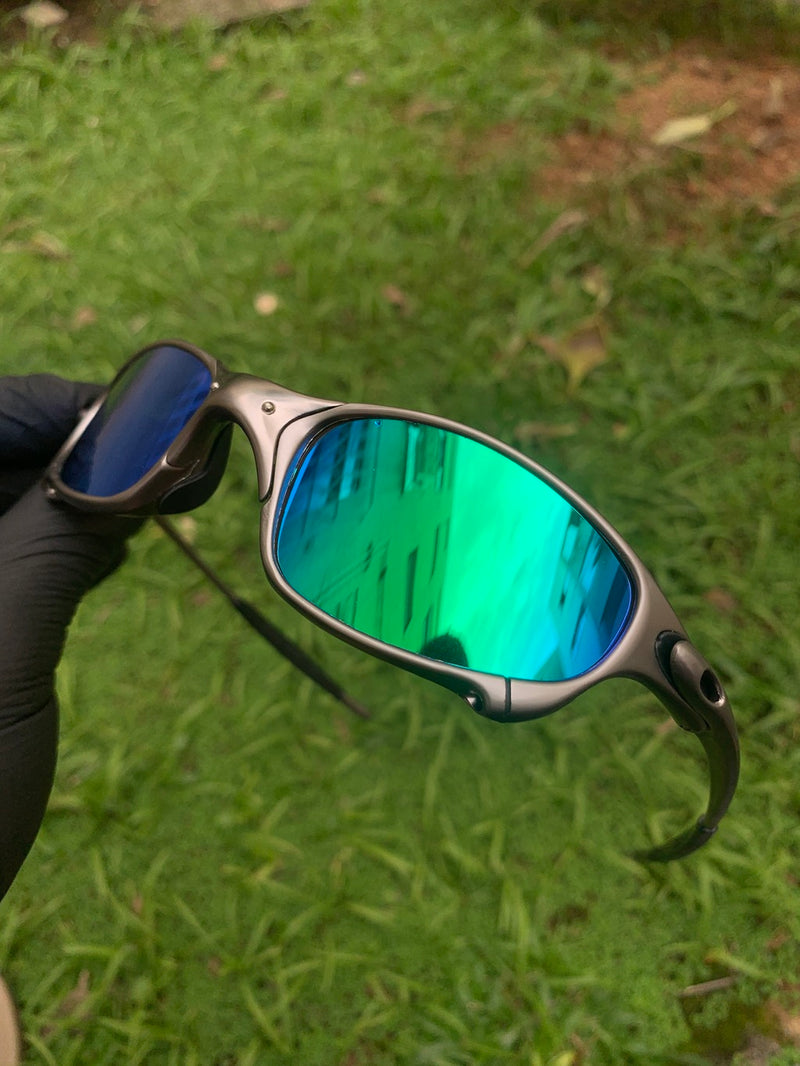 Juliet Carbon Polished Esmeralda