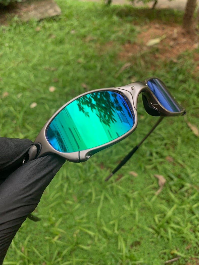 Juliet Carbon Polished Esmeralda